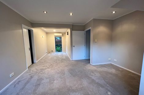 Photo of property in 1/4a Beresford Street, Bayswater, Auckland, 0622