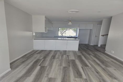 Photo of property in 36 Kirikiri Lane, East Tamaki, Auckland, 2013