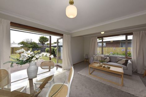 Photo of property in 16 Derwent Street, Bryndwr, Christchurch, 8053