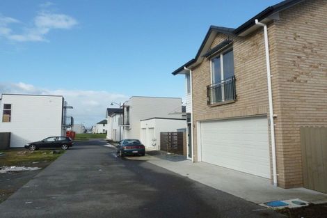 Photo of property in 9 Mcginty Street, Takanini, 2112