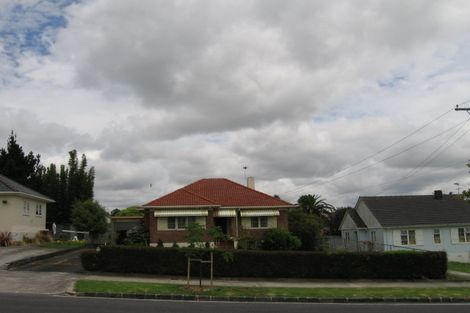 Photo of property in 52 Walmer Road, Point Chevalier, Auckland, 1022