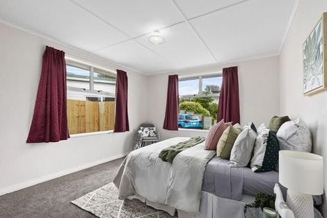Photo of property in 45 Hiwi Crescent, Titahi Bay, Porirua, 5022