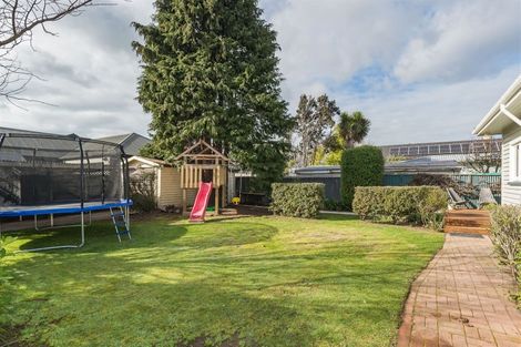 Photo of property in 119 Fifield Terrace, Opawa, Christchurch, 8023