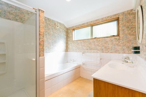 Photo of property in 71 Napier Terrace, Hospital Hill, Napier, 4110