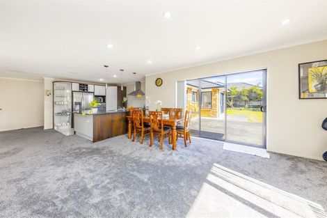 Photo of property in 497 Great South Road, Opaheke, Papakura, 2113