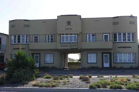 Photo of property in 4/541 Marine Parade, Napier South, Napier, 4110