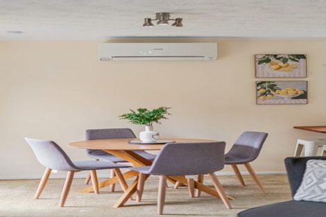 Photo of property in 2a Pokaka Street, Birchville, Upper Hutt, 5018