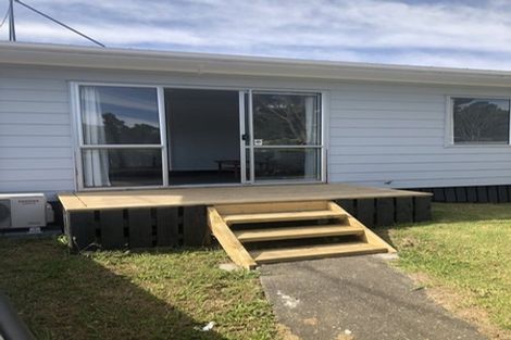 Photo of property in 57 Woodside Road, Massey, Auckland, 0614