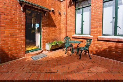 Photo of property in 70 Duncan Street, Dunedin Central, Dunedin, 9016