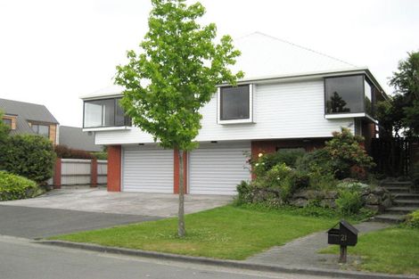 Photo of property in 21 Derenzy Place, Avonhead, Christchurch, 8042