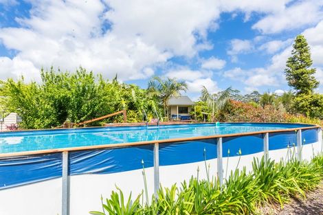 Photo of property in 118 Wiroa Road, Kerikeri, 0293