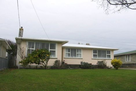 Photo of property in 47 Tararua Terrace, Cloverlea, Palmerston North, 4412