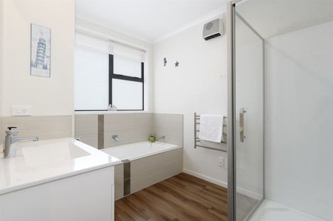 Photo of property in 6 Damien Place, Ohauiti, Tauranga, 3112