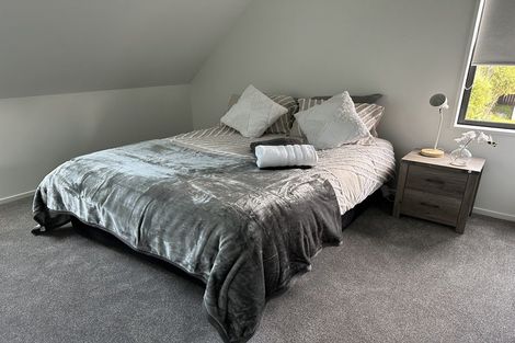 Photo of property in 17 Shearer Avenue, Papanui, Christchurch, 8052