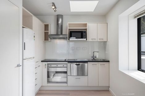 Photo of property in Westhaven Apartments, 24/127 Molesworth Street, Thorndon, Wellington, 6011