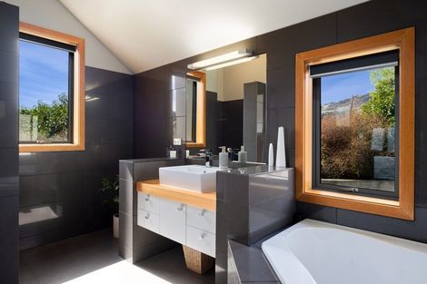 Photo of property in 46 The Dunes, Cromwell, 9310