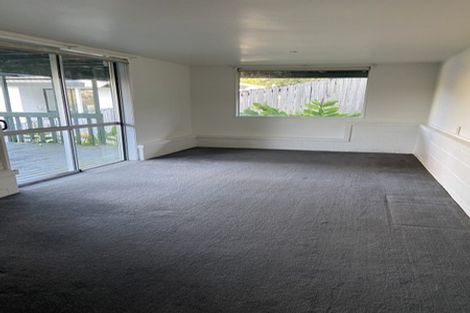 Photo of property in 1/26 Noeleen Street, Glenfield, Auckland, 0629