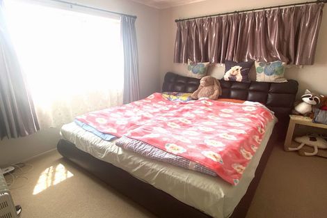 Photo of property in 2 Damson Place, Bucklands Beach, Auckland, 2012