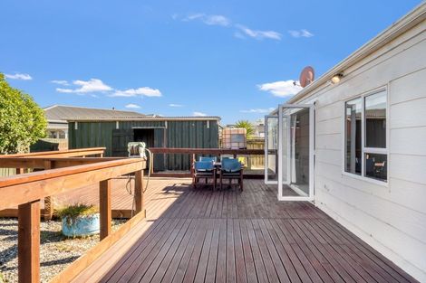 Photo of property in 10 Taonui Street, Waitarere Beach, Levin, 5510