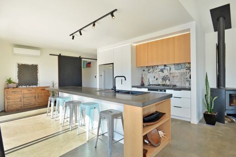 Photo of property in 7 James Kidd Place, Greytown, 5712