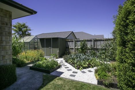 Photo of property in 3a Twin Willow Close, Cambridge, 3434