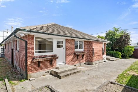 Photo of property in 11 Daniels Road, Redwood, Christchurch, 8051