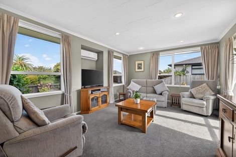 Photo of property in 208 Condell Avenue, Papanui, Christchurch, 8053