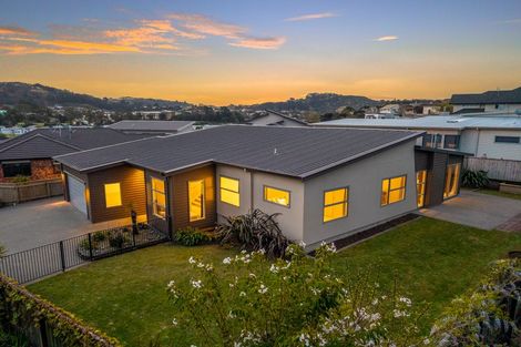 Photo of property in 5 The Pier, Whitby, Porirua, 5024