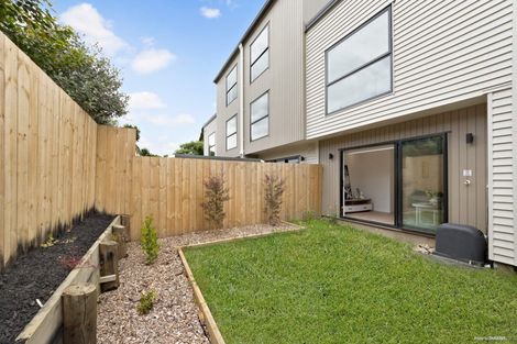 Photo of property in 10/237 Swanson Road, Henderson, Auckland, 0610