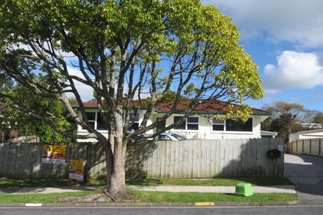 Photo of property in 9 Manapouri Place, Pakuranga Heights, Auckland, 2010