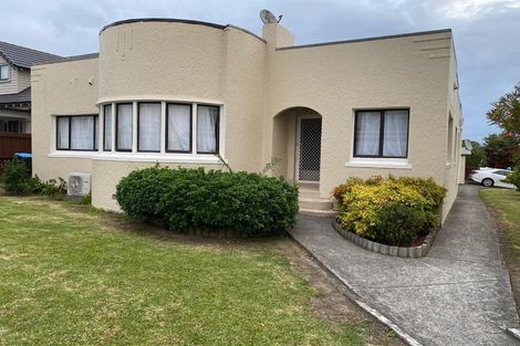 Photo of property in 191 Carrington Road, Mount Albert, Auckland, 1025