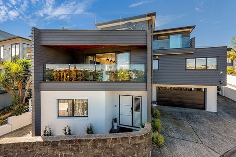 Photo of property in 131 Beach Road, Castor Bay, Auckland, 0620