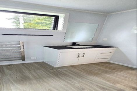 Photo of property in 15 Bowling Avenue, Epsom, Auckland, 1023