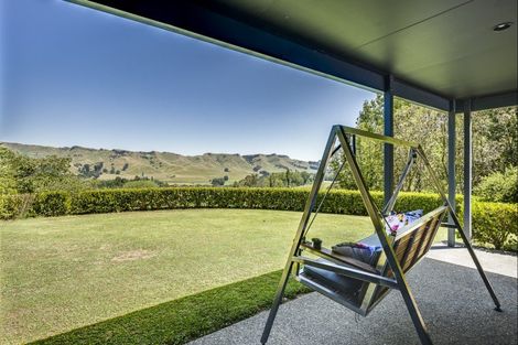 Photo of property in 35 Raratu Road, Kahuranaki, Havelock North, 4295