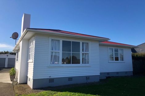 Photo of property in 16 James Street, Dannevirke, 4930