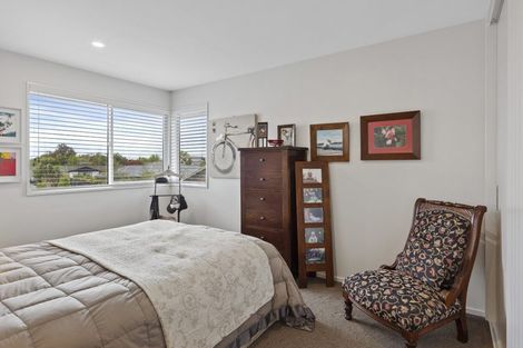 Photo of property in 152 Wairakei Road, Bryndwr, Christchurch, 8053