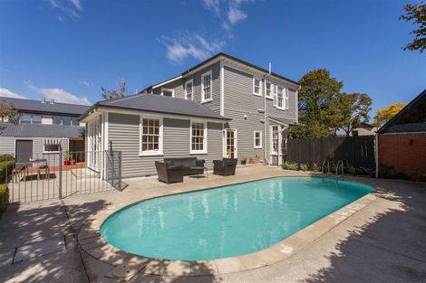 Photo of property in 54 Fendalton Road, Fendalton, Christchurch, 8014