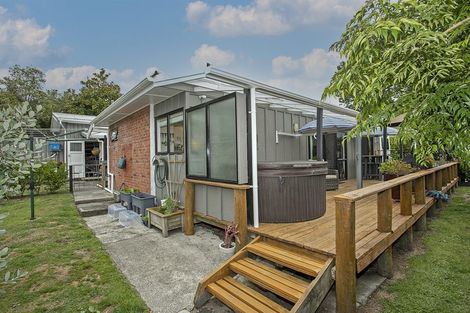 Photo of property in 2 Emery Road, Rotoiti Forest, Rotorua, 3074