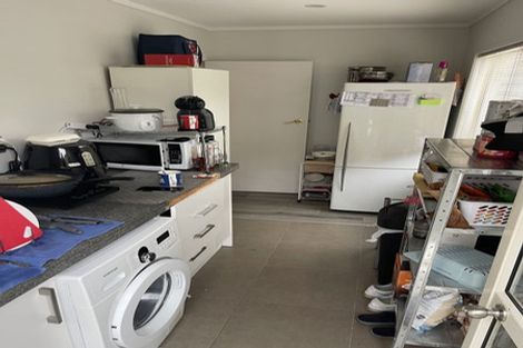 Photo of property in 17a Glendon Avenue, Avondale, Auckland, 1026