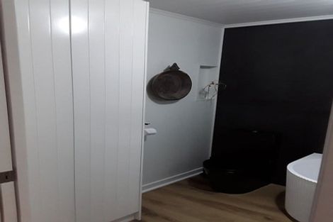 Photo of property in 1/22 Neptune Avenue, Beach Haven, Auckland, 0626