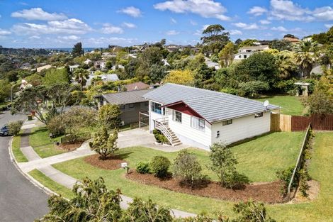Photo of property in 89 Langana Avenue, Browns Bay, Auckland, 0630