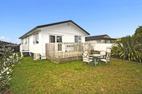 Photo of property in 20 Elisa Lane, Ranui, Auckland, 0612