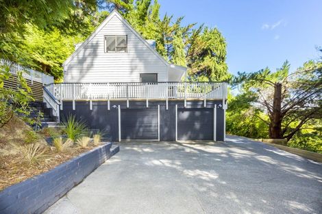 Photo of property in 122 Plateau Road, Te Marua, Upper Hutt, 5018