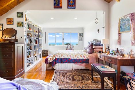 Photo of property in 12 Edwin Mitchelson Road, Muriwai, Waimauku, 0881