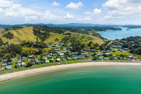 Photo of property in 9 Motutara Road, Oakura, Hikurangi, 0184