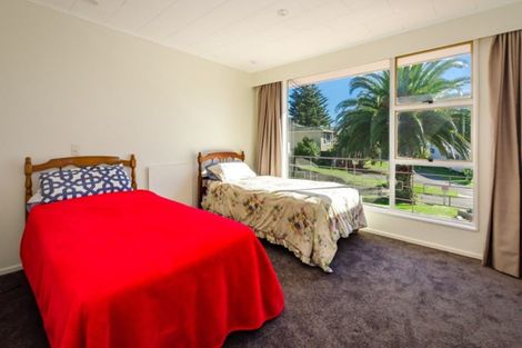 Photo of property in 53 Teoti Street, Paraparaumu Beach, Paraparaumu, 5032