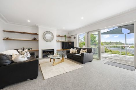 Photo of property in 6 Red Bluff Rise, Campbells Bay, Auckland, 0630