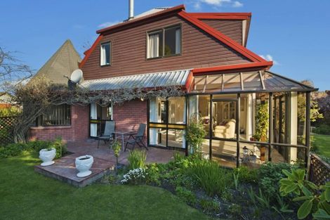 Photo of property in 11 Kedleston Drive, Avonhead, Christchurch, 8042