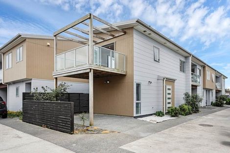 Photo of property in 13c Sealord Place, Clendon Park, Auckland, 2103