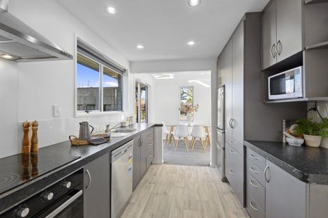 Photo of property in 16 Daytona Place, Parklands, Christchurch, 8083